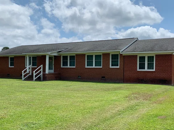 121 Neck Rd, Washington, NC 27889