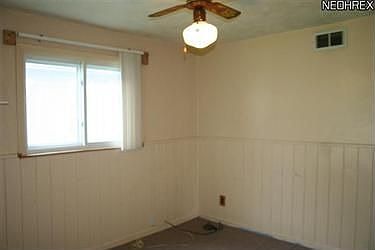 5th image of 18617 Rockland Ave