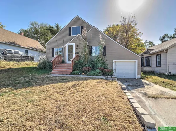 4225 Miami St, Omaha, NE 68111