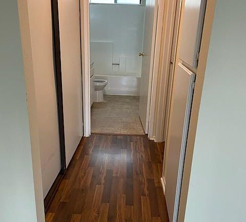 4th image of 10106 Hillhaven Ave #219