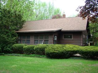 3062 Lincoln Ave, Saint Joseph, MI 49085