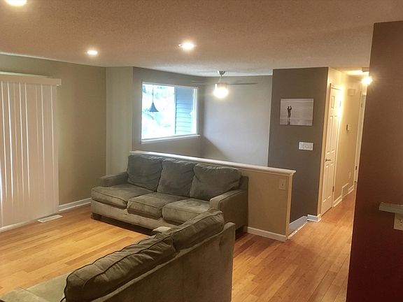 3rd image of 6017 98th St NE