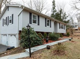 47 Ivy Ln, Hopewell Junction, NY 12533
