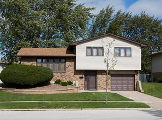 7818 165th Pl, Tinley Park, IL