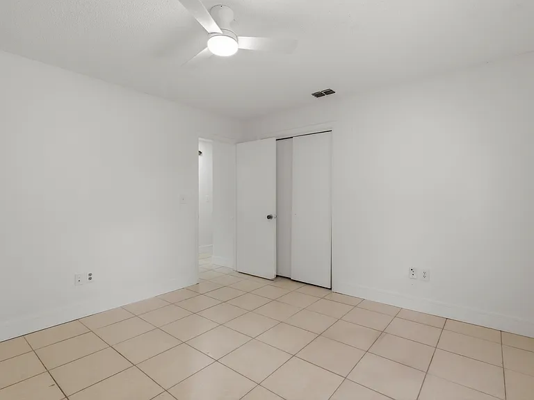 10313 Chalmer St #10313 — Photo 7