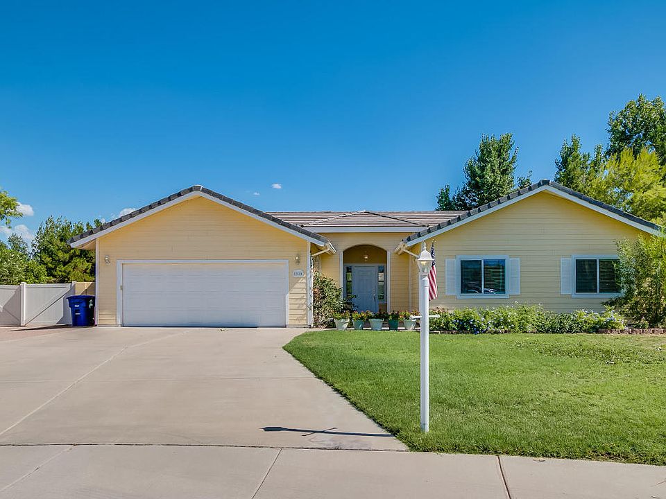 1st image of 19575 E Avenida Del Valle