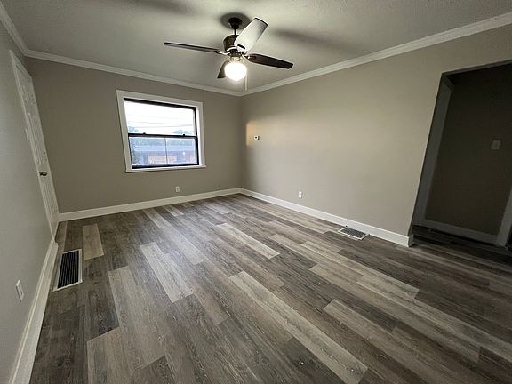 3rd image of 1560 Cardington Rd APT 2