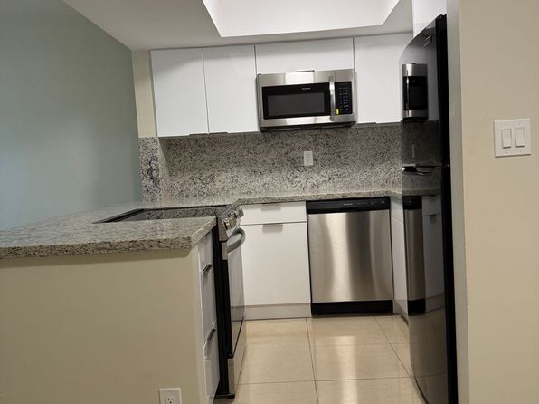 1017 SE 22nd Ave #106