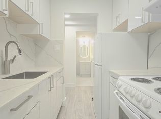 1850 Comox St #501, Vancouver, BC