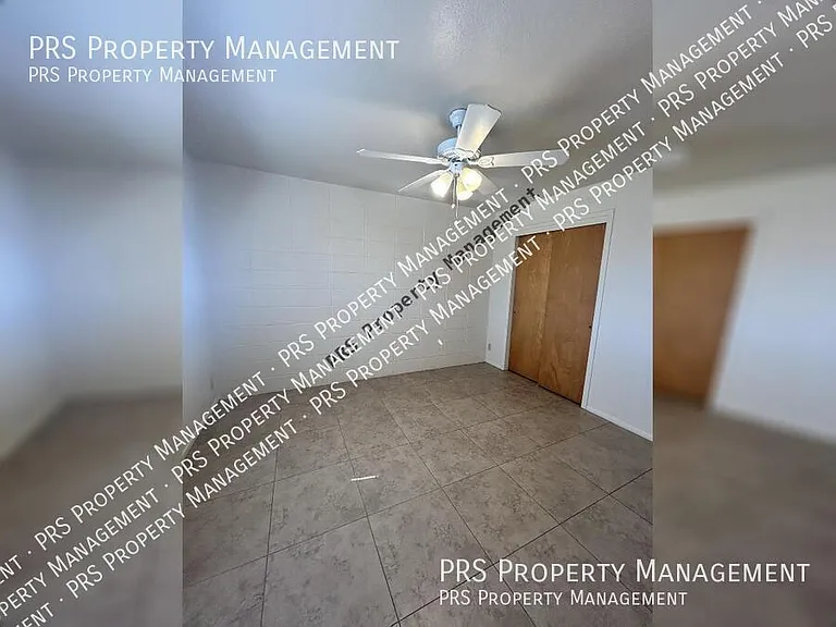 5233 E University Dr #B — Photo 18