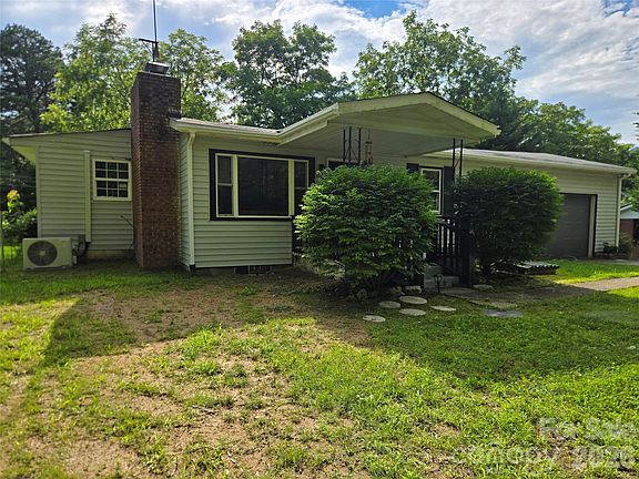 2nd image of 1323 Locust Grove Rd
