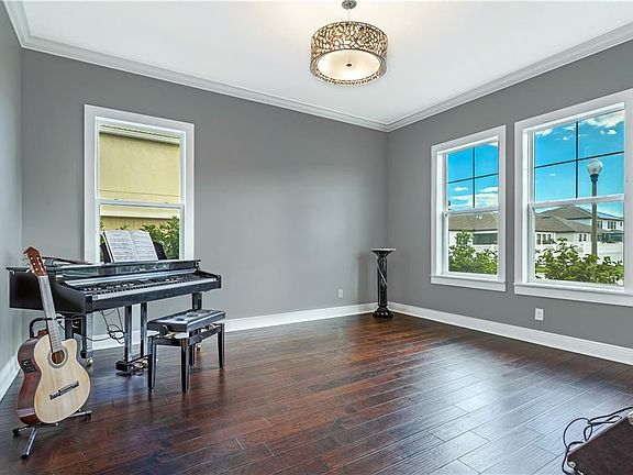 4th image of 7693 Green Mountain Way