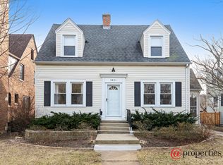 2421 Prospect Ave, Evanston, IL 60201