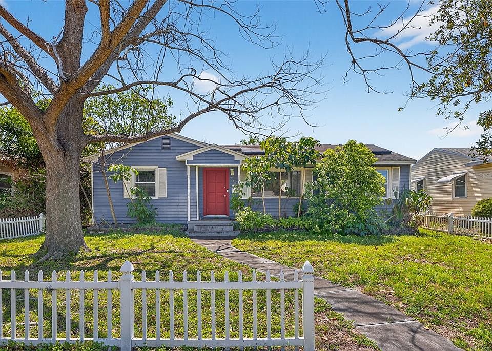 1st image of 734 40TH AVENUE NE