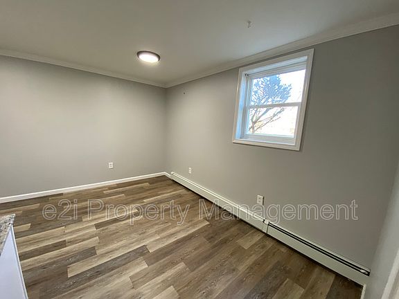 3rd image of 1190 Orchard Ave #6B