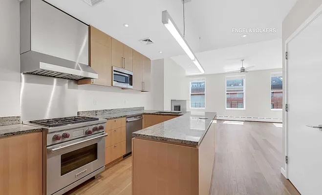 Rented by Engel & Völkers New York City | media 3