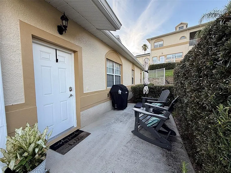 17411 Promenade Dr — Photo 2