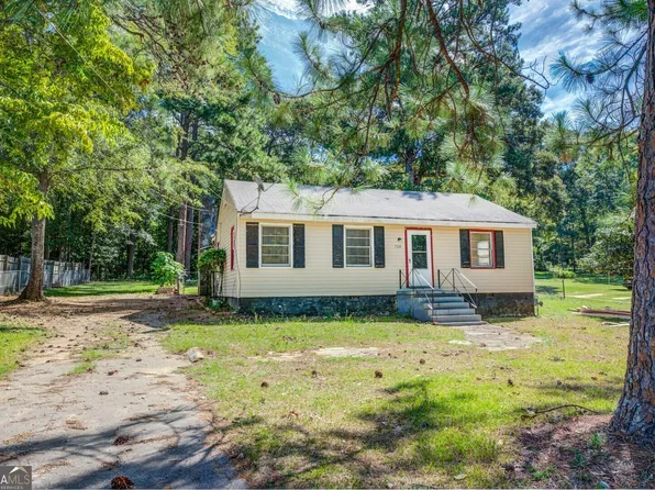 728 Brookwood Ave, Jackson, GA 30233