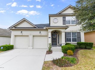 217 Amber Ridge Rd, Jacksonville, FL 32218