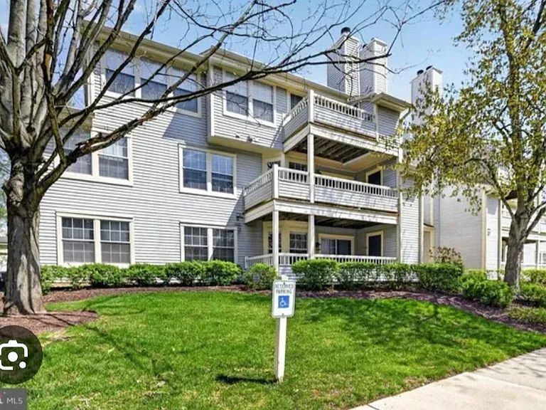 108 Wrangel Ct — Photo 2