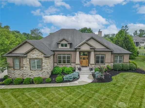 7961 Locust Grove Ct, Springboro, OH 45066