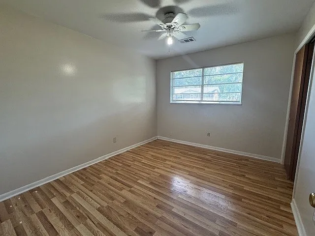 146 Anderson Dr — Photo 6