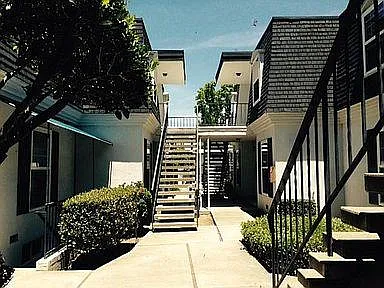 1931 California St #9 — Photo 4