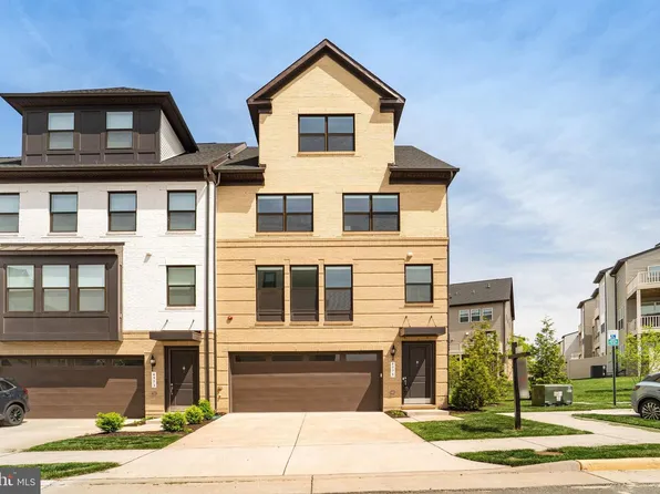 4975 Longmire Way, Chantilly, VA 20151