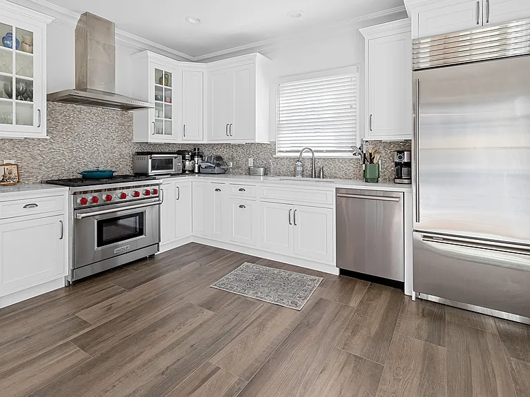 25 Village Green Dr — Photo 10