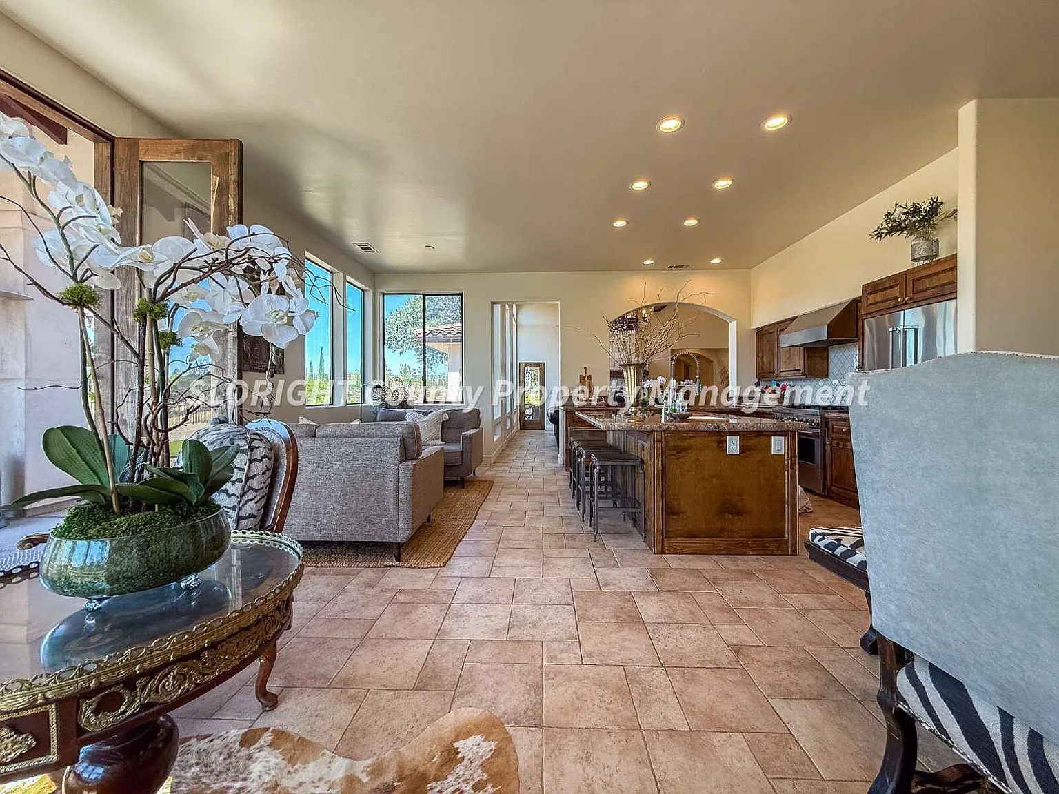 5 bed, 3.5 bath, 3190 sqft, $16,000 — Photo 4