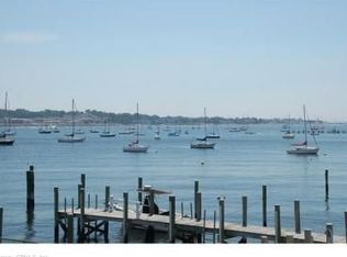 292 Pequot Ave APT 1P, New London, CT 06320
