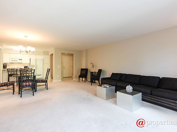 Living Room/Dining Room