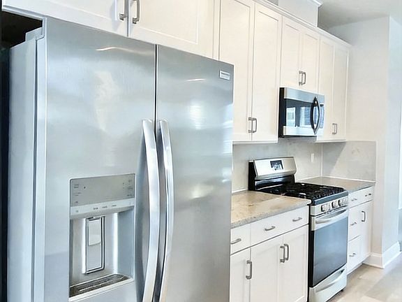 5th image of 1417 Harwinton Ct