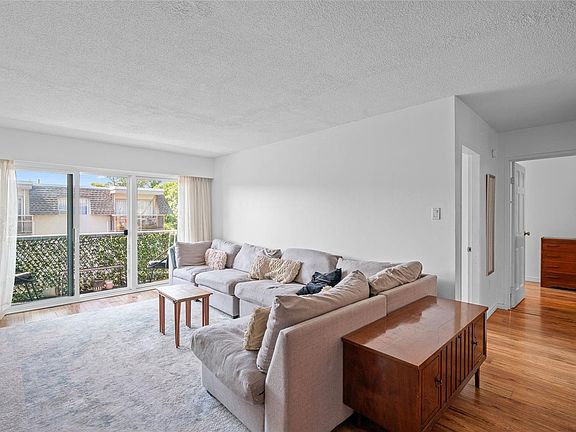 4th image of 1116 Queens Ave #203