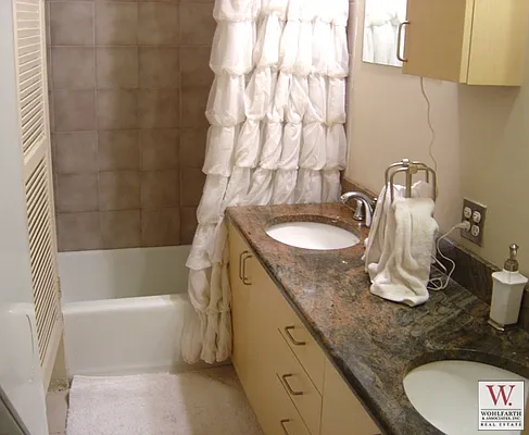 Rented by Wohlfarth & Associates Inc | media 36