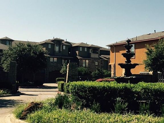 2nd image of 7315 Venice Dr Unit 4