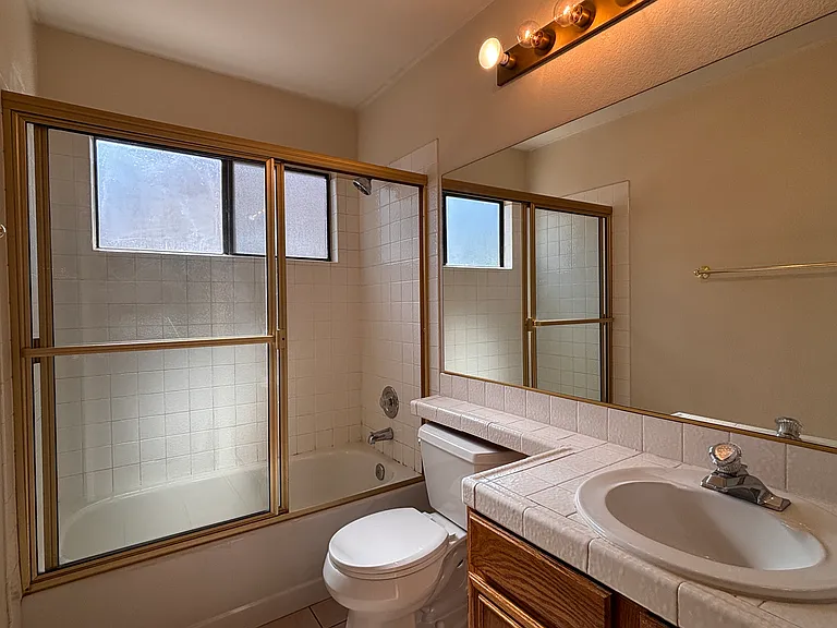 1588 Yellowwood Dr — Photo 12