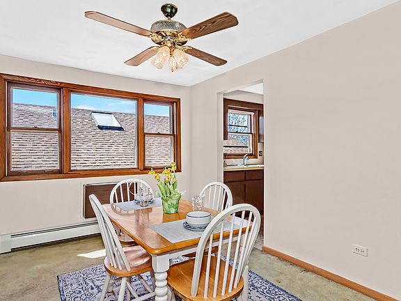 5th image of 2037 N Harlem Ave APT 3W