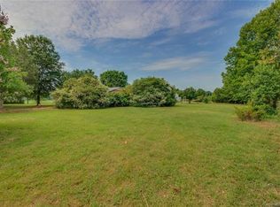 19905 Davidson Concord Rd, Davidson, NC 28036