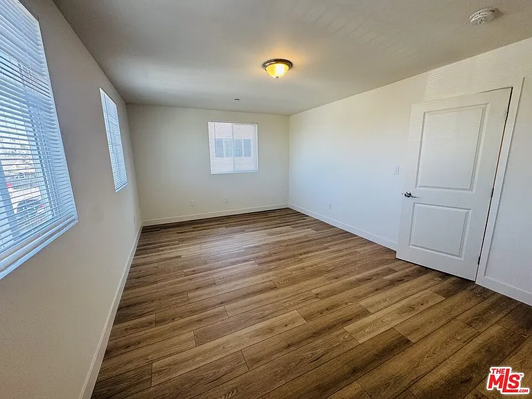 5919 Denver Ave #5919 — Photo 22