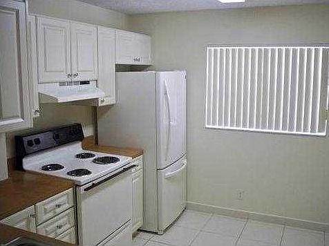 5th image of 12089 Royal Palm Blvd #5H