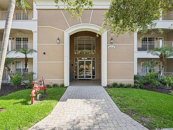 2nd image of 4816 CAYVIEW AVENUE #40111