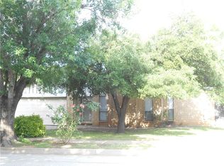 3012 Pilgrim Pl, Bedford, TX 76021