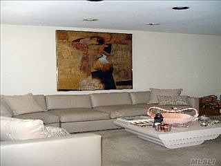 4th image of 2418 93rd St