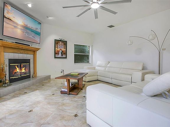 2nd image of 7866 Bardmoor Hill Cir