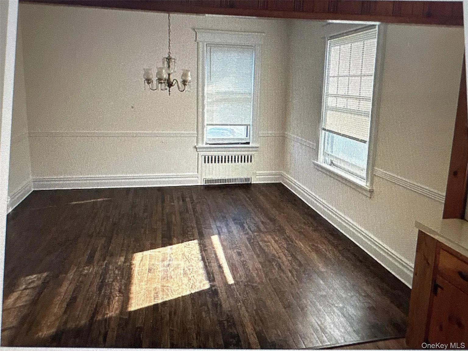 2 bed, 1.0 bath, 1200 sqft, $3,350 — Photo 3