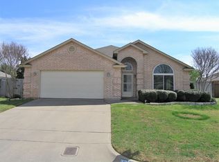 9224 Ivy Way Ct, Fort Worth, TX 76118