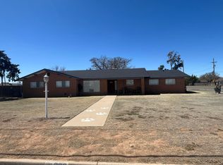 300 S Ennis St, Plainview, TX 79072