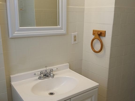 2nd image of 4417 Floriss Pl #A