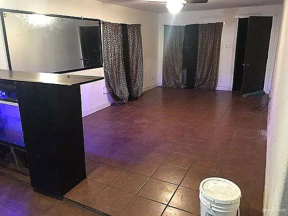 4th image of 225 Shary Ave